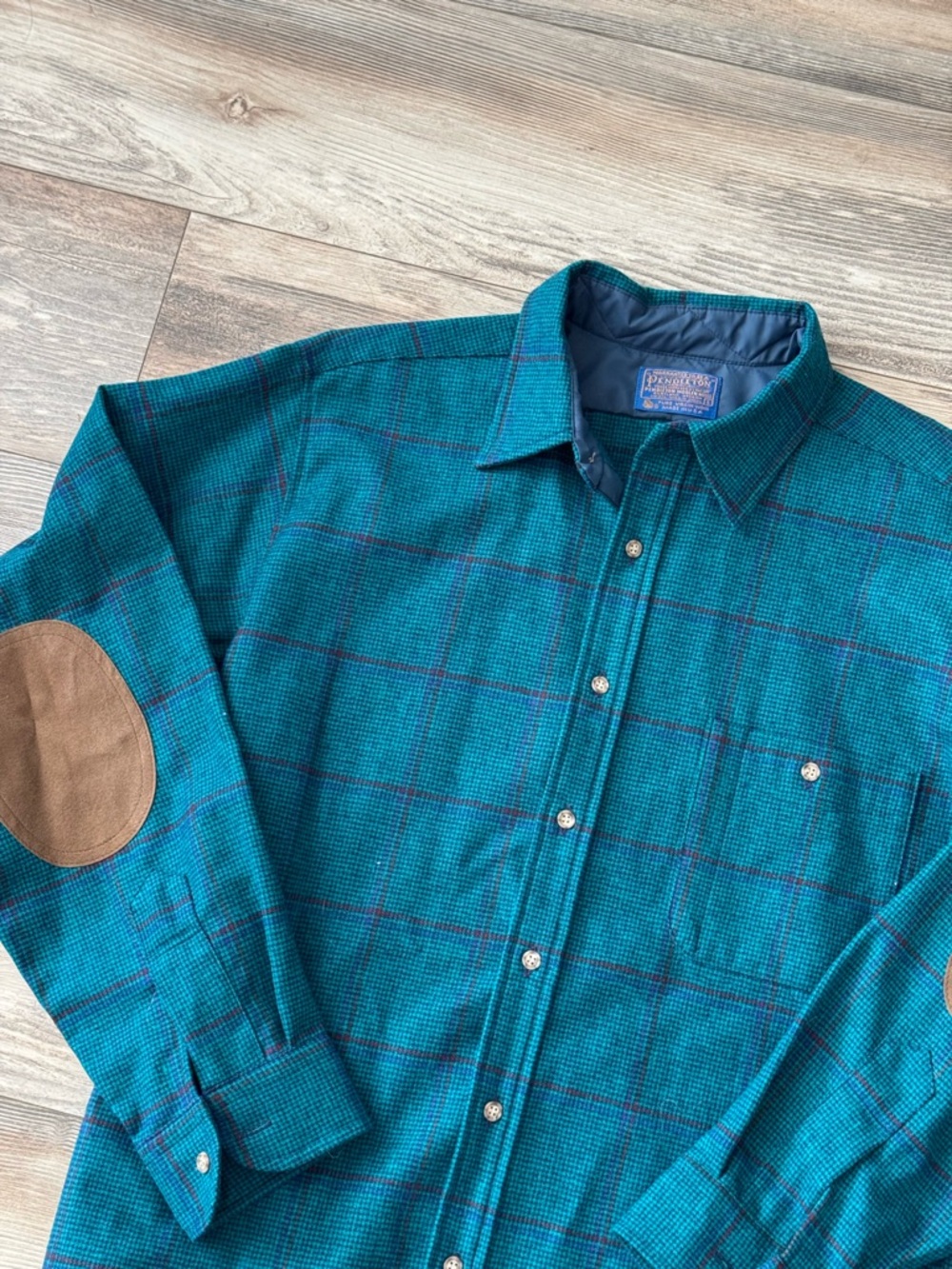 Vintage Pendleton 100% Wool Turquoise Plaid Flannel Board Lodge Shirt Large - Picture 2 of 8
